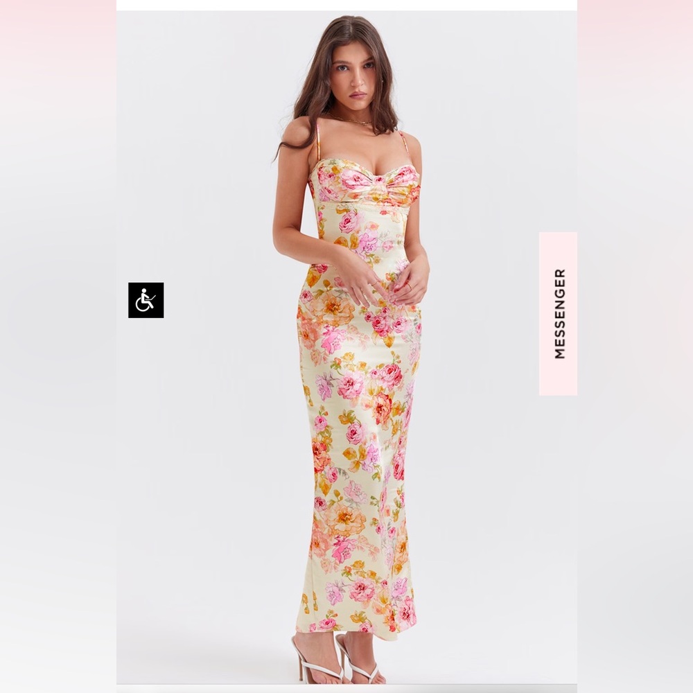Pretty Floral House of CB dress